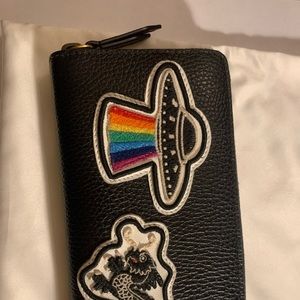 Gucci wallet